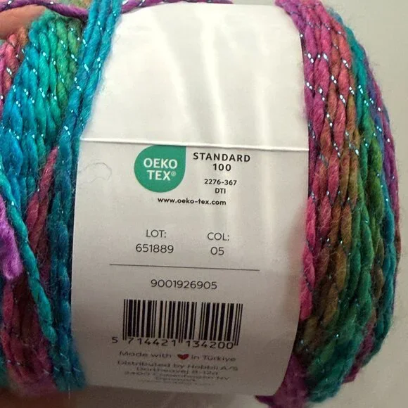 Hobbii Universe XL | Light 3 | Multicolor Sparkle | Cake Yarn - Picture 3 of 4